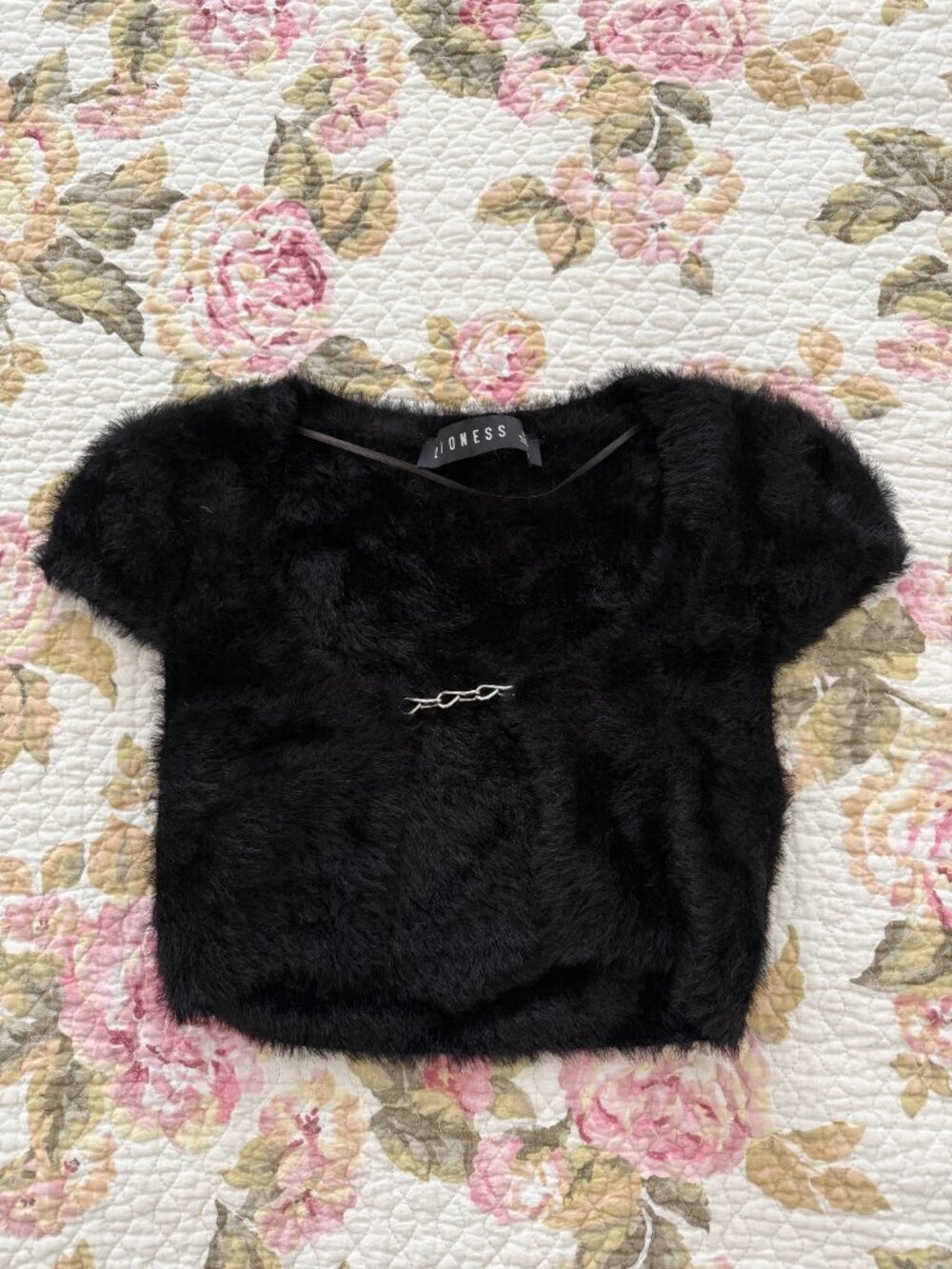 Lioness – Cropped Cardigan
